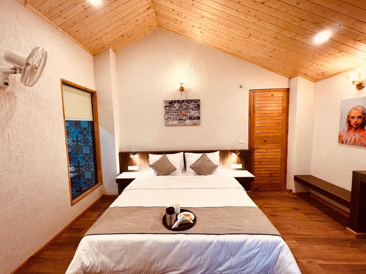 Hotel Yaato Retreat à Manāli Extérieur photo